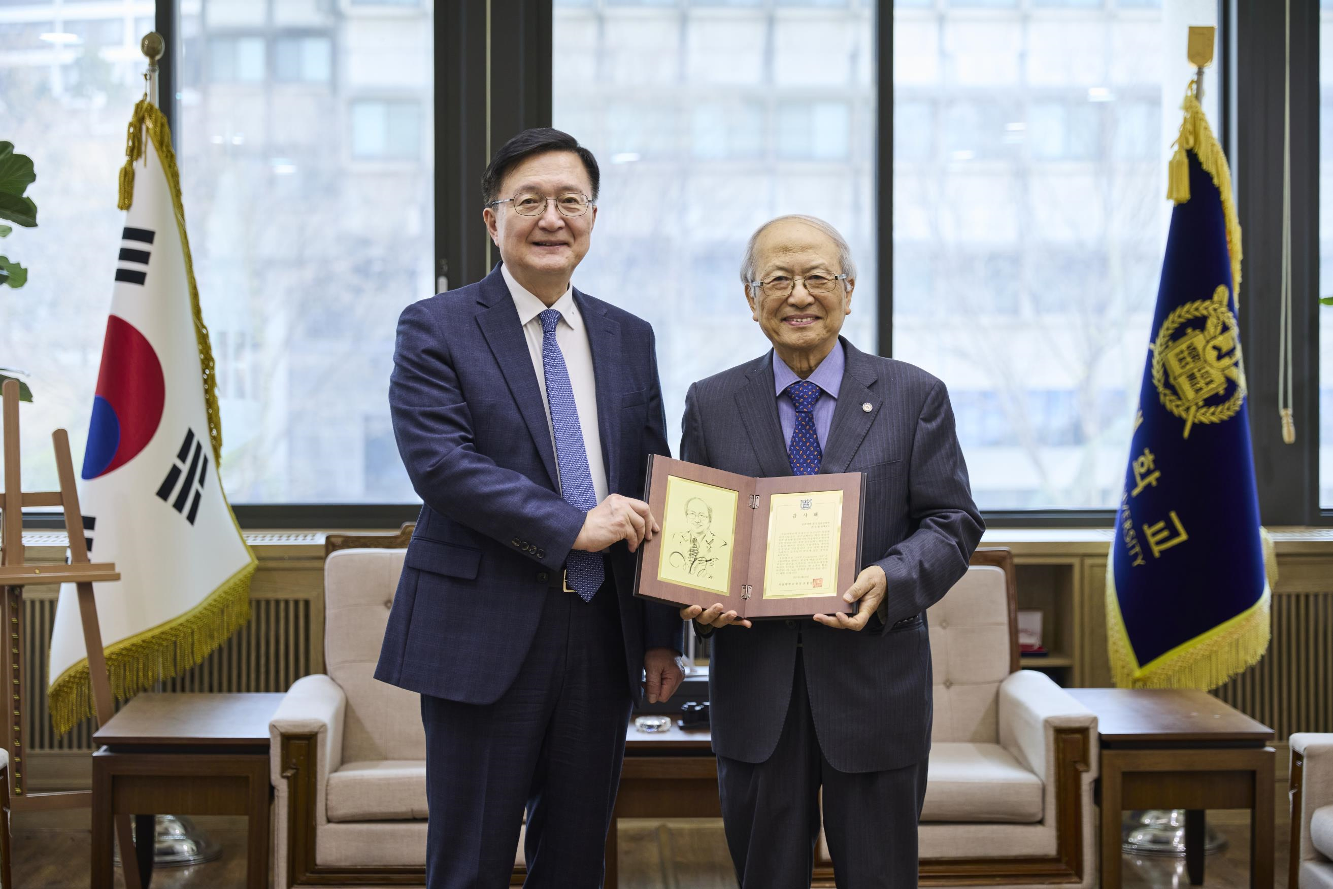 권욱현1.png 이미지입니다.