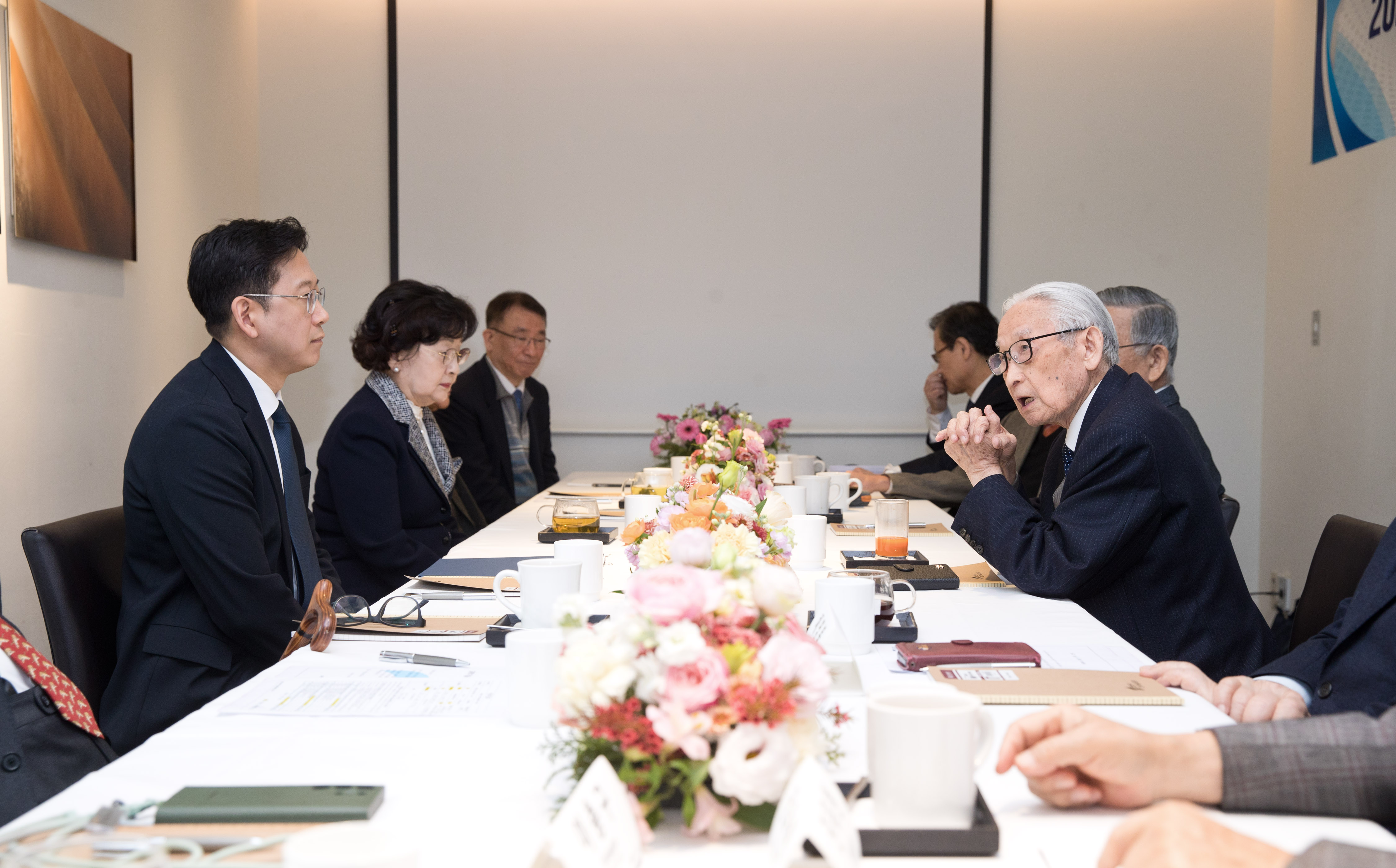 유공자 간담회_2.JPG 이미지입니다.